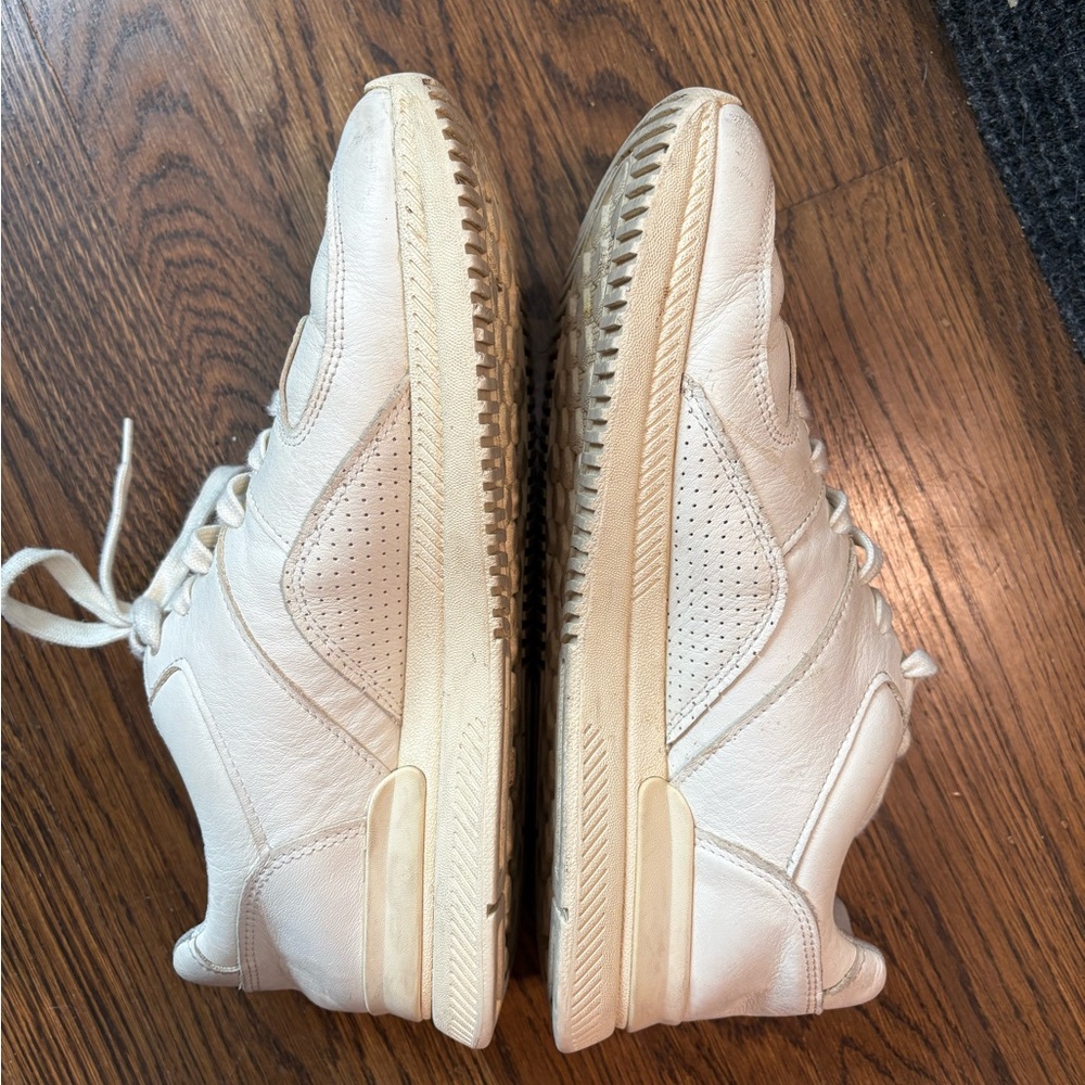 Everlane The Trainer Leather Off-white cream sneakers W 10 unisex style